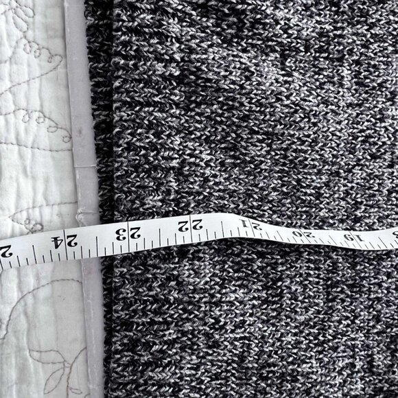 Vintage Woolrich Women's Gray Red Long Sleeve Button Down Ski Cardigan size  M - Picture 12 of 12